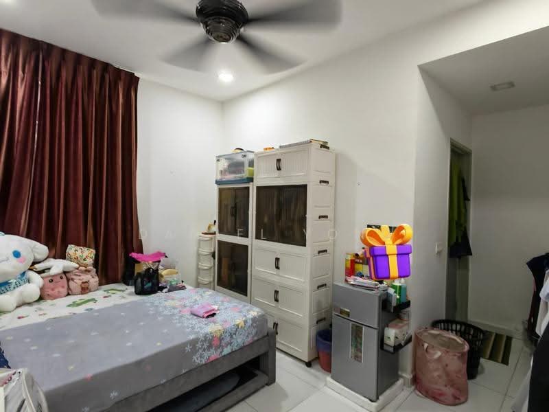 Service Residence for Sale at The Sky Executive Suites - Daniel Yong - Bedroom - PropertyGuru.com.my