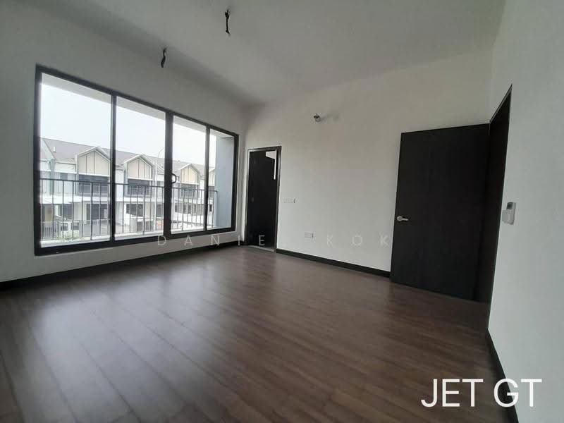 2-storey Terraced House for Sale in Bandar Bukit Raja (Klang) - Daniel Kok - Living Room - PropertyGuru.com.my