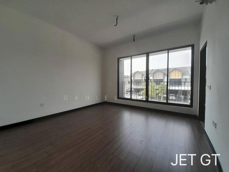 2-storey Terraced House for Sale in Bandar Bukit Raja (Klang) - Daniel Kok - Living Room - PropertyGuru.com.my