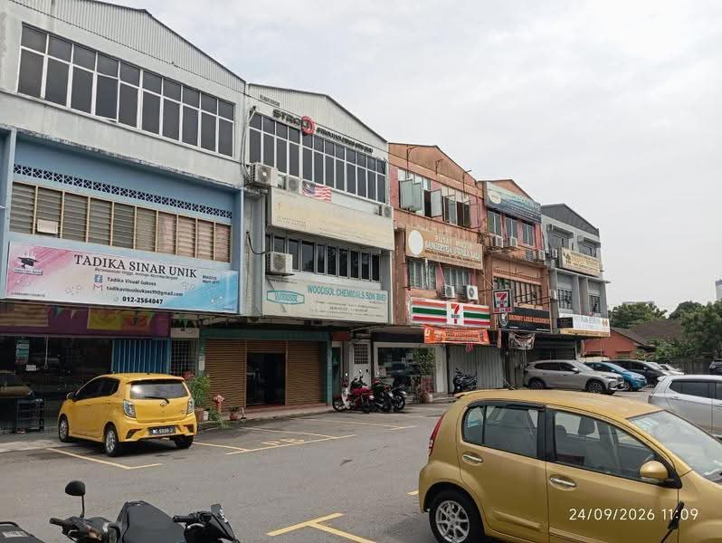 Shop / Office for Rent in Taman Melawis (Klang) - Lue . - Exterior - PropertyGuru.com.my