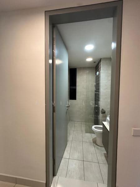 Service Residence for Rent at Millerz Square Serviced Residence - Alvin Lee - Bathroom - PropertyGuru.com.my