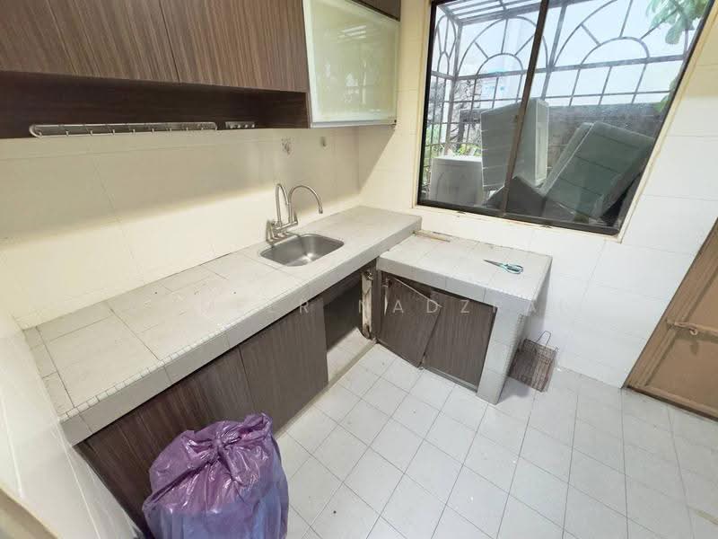 2-storey Terraced House for Sale in Taman Cheras Mas (Cheras) - Ammeer Nadzrai - Kitchen - PropertyGuru.com.my