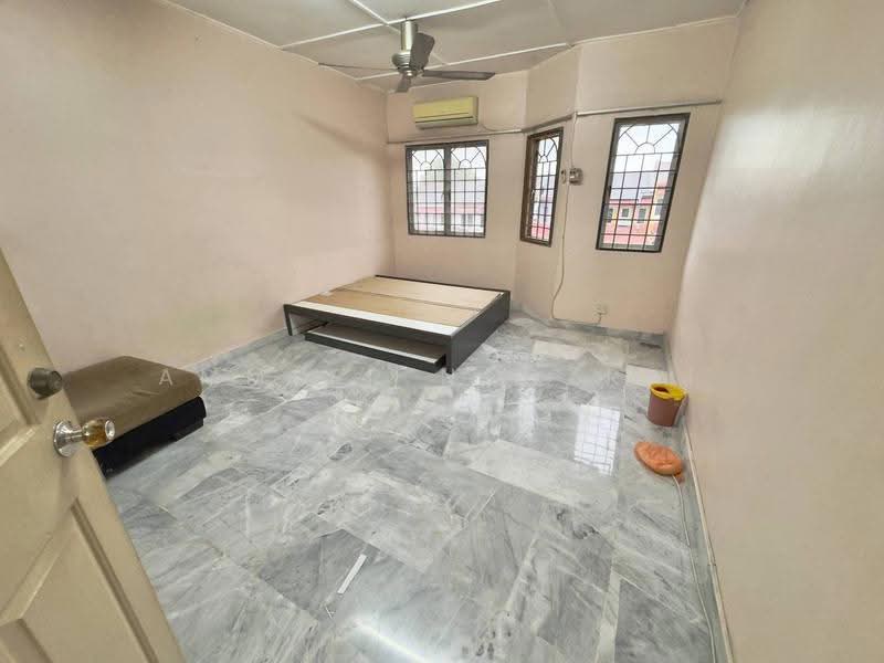 2-storey Terraced House for Sale in Taman Cheras Mas (Cheras) - Ammeer Nadzrai - Bedroom - PropertyGuru.com.my