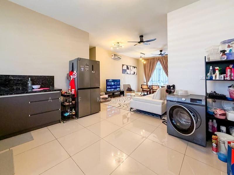 Rumah Bandar untuk Dijual di Eco Grandeur (Puncak Alam) - Arif Mustapha - Living Room - PropertyGuru.com.my