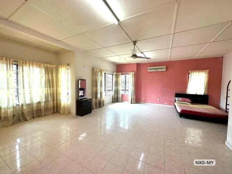 Semi-Detached House for Sale in Bandar Bukit Tinggi 2 (Klang) - Yap Chew Ying - Bedroom - PropertyGuru.com.my