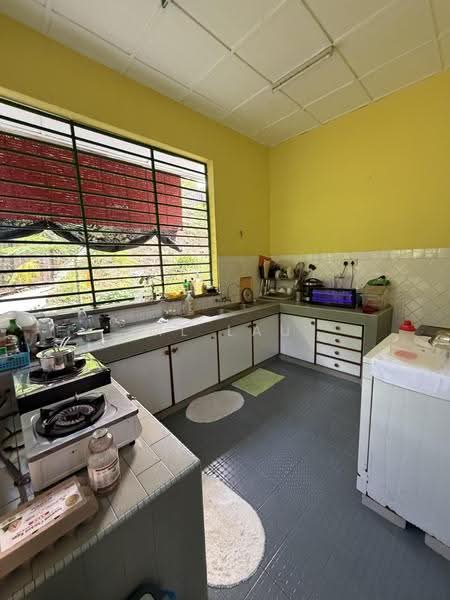 Bungalow House for Sale in Taman Bukit Desa (Taman Desa) - ML Lau - Kitchen - PropertyGuru.com.my