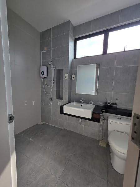 2-storey Terraced House for Rent in Eco Majestic (Semenyih) - Ethan Leong - Bathroom - PropertyGuru.com.my