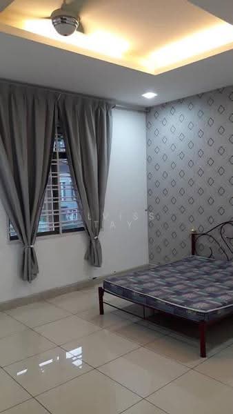 2-storey Terraced House for Rent in Taman Molek (Johor Bahru) - Alviss Tay - Bedroom - PropertyGuru.com.my
