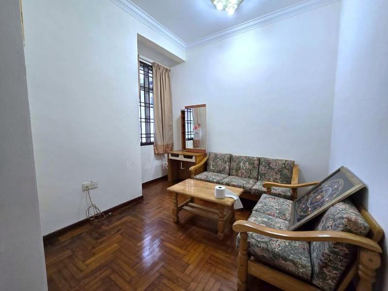 2-storey Terraced House for Sale in Taman Daya (Johor Bahru) - Karl Lim - Living Room - PropertyGuru.com.my