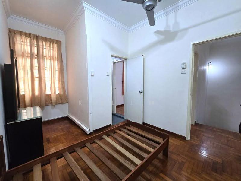 2-storey Terraced House for Sale in Taman Daya (Johor Bahru) - Karl Lim - Bedroom - PropertyGuru.com.my