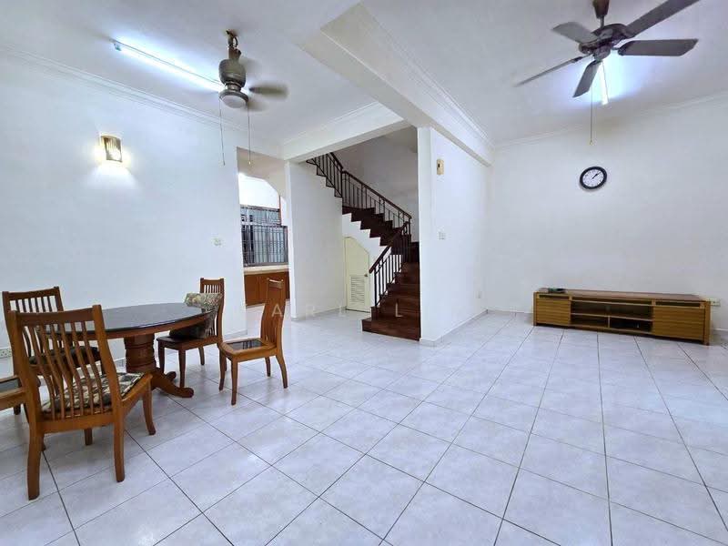 2-storey Terraced House for Sale in Taman Daya (Johor Bahru) - Karl Lim - Living Room - PropertyGuru.com.my