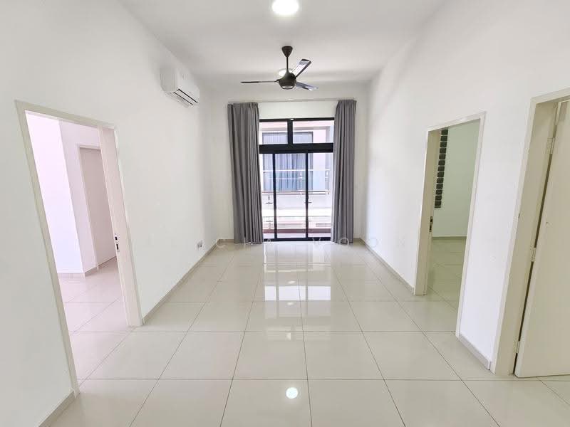 Cluster House for Rent in Taman Desa Tebrau (Tebrau) - Alicia Voon - Living Room - PropertyGuru.com.my