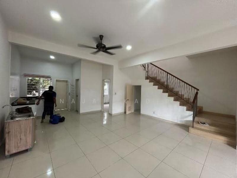 2-storey Terraced House for Rent in Cyberjaya (Selangor) - Najah Kadir - Living Room - PropertyGuru.com.my