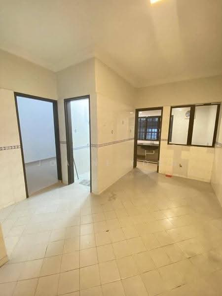 Rumah Teres 2-Tingkat untuk Dijual di Johor Bahru (Johor) - Joanne Yong - Kitchen - PropertyGuru.com.my