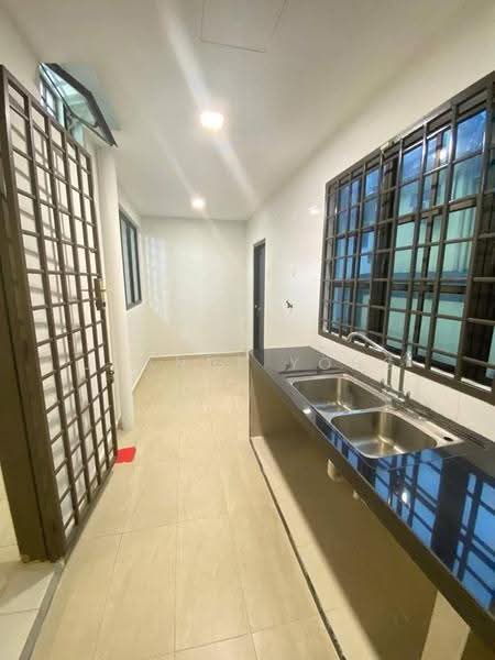 Rumah Teres 2-Tingkat untuk Dijual di Johor Bahru (Johor) - Joanne Yong - Kitchen - PropertyGuru.com.my