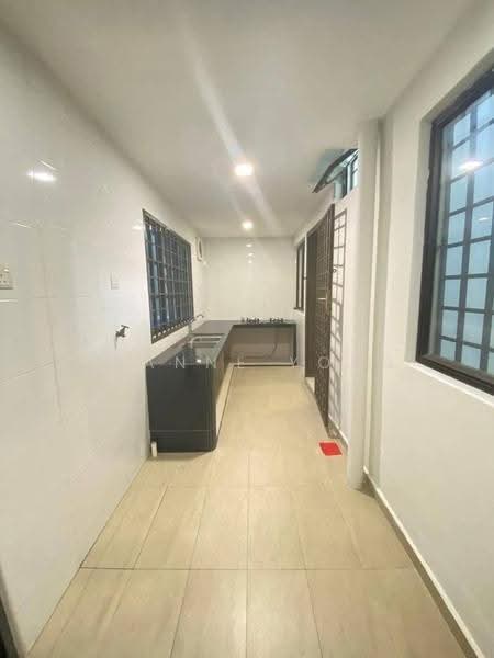 Rumah Teres 2-Tingkat untuk Dijual di Johor Bahru (Johor) - Joanne Yong - Kitchen - PropertyGuru.com.my