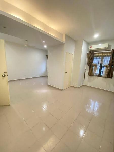 Rumah Teres 2-Tingkat untuk Dijual di Johor Bahru (Johor) - Joanne Yong - Living Room - PropertyGuru.com.my