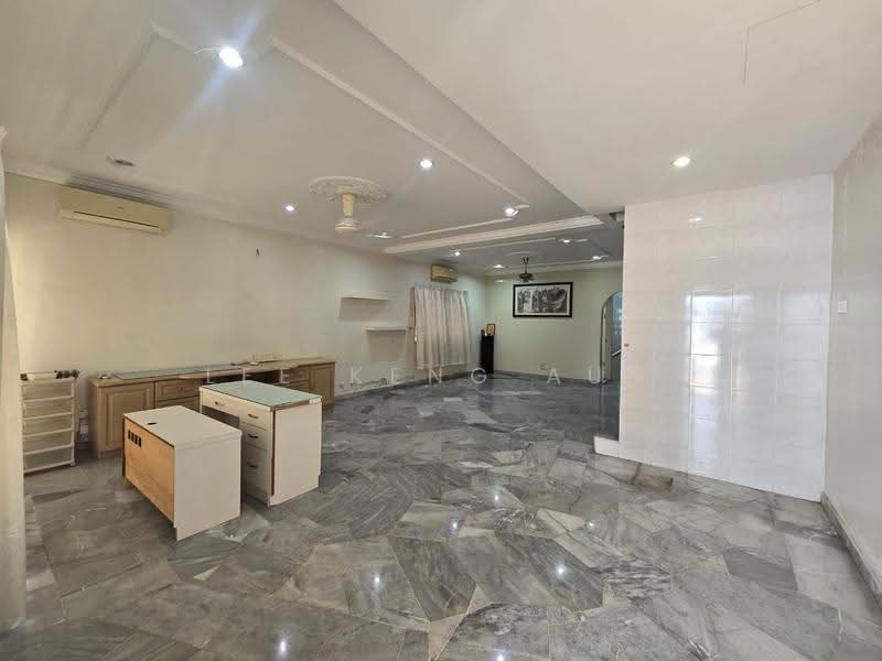 2-storey Terraced House for Rent in Bandar Baru Klang (Klang) - Lee Keng Aun - Living Room - PropertyGuru.com.my
