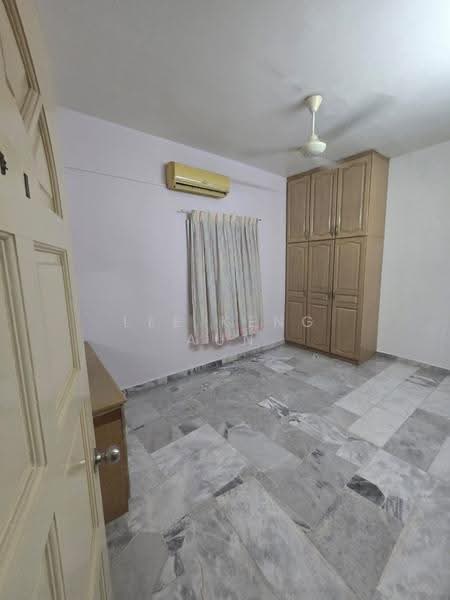 2-storey Terraced House for Rent in Bandar Baru Klang (Klang) - Lee Keng Aun - Bedroom - PropertyGuru.com.my