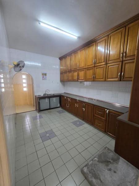 2-storey Terraced House for Rent in Bandar Baru Klang (Klang) - Lee Keng Aun - Kitchen - PropertyGuru.com.my
