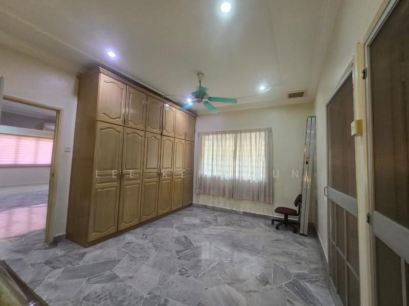 2-storey Terraced House for Rent in Bandar Baru Klang (Klang) - Lee Keng Aun - Bedroom - PropertyGuru.com.my