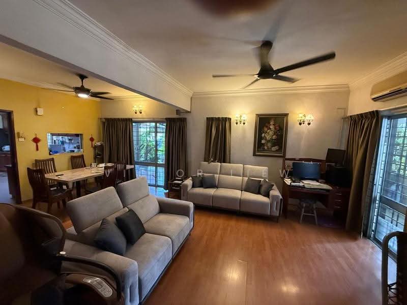 2-storey Terraced House for Sale in Bandar Utama 4 (Bandar Utama) - Victor Liew - Living Room - PropertyGuru.com.my
