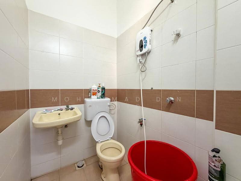 2-storey Terraced House for Sale in Klang (Selangor) - Mohammad Din Majid - PropertyGuru.com.my