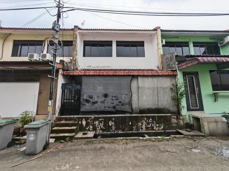 2-storey Terraced House for Rent in Tambak Johor (Johor Bahru) - Jin Teok - Exterior - PropertyGuru.com.my