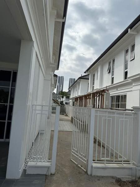 Semi-Detached House for Sale in Eco Majestic (Semenyih) - Jesslyn Lee - Exterior - PropertyGuru.com.my