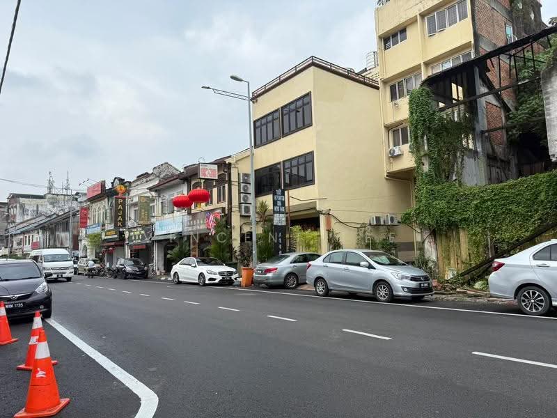 Shop for Rent in Pekan Ampang (Ampang) - Vincent Tee - Exterior - PropertyGuru.com.my