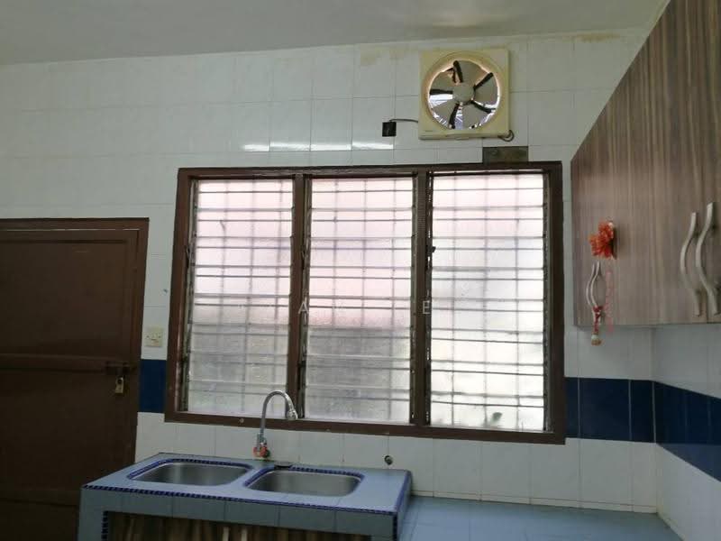 2-storey Terraced House for Sale in Taman Melawati (Ulu Kelang) - Alan Lee - Kitchen - PropertyGuru.com.my