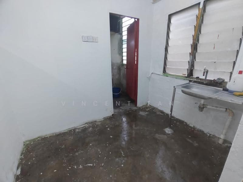 Flat for Rent at Rumah Pangsa Seri Ros - Vincent Tan - Interior - PropertyGuru.com.my