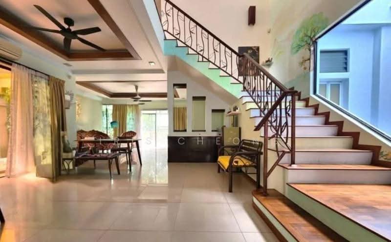 Banglo Pautan untuk Disewa di Ipoh (Perak) - Iris Cheong - Living Room - PropertyGuru.com.my
