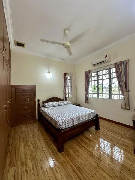 Bungalow House for Sale in Taman Canning (Ipoh) - Levi Chong - Bedroom - PropertyGuru.com.my