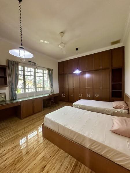 Bungalow House for Sale in Taman Canning (Ipoh) - Levi Chong - Bedroom - PropertyGuru.com.my