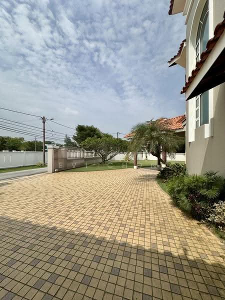 Bungalow House for Sale in Taman Canning (Ipoh) - Levi Chong - Exterior - PropertyGuru.com.my