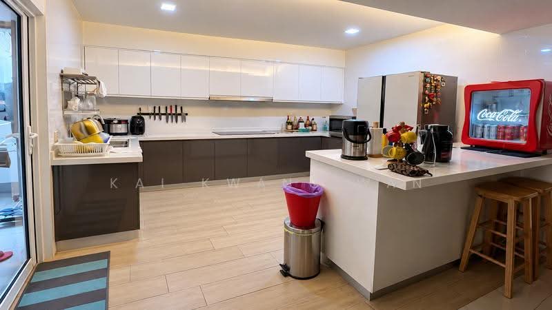 Kondominium untuk Dijual di Royalle Condominium - Kai kwang Wan - Kitchen - PropertyGuru.com.my