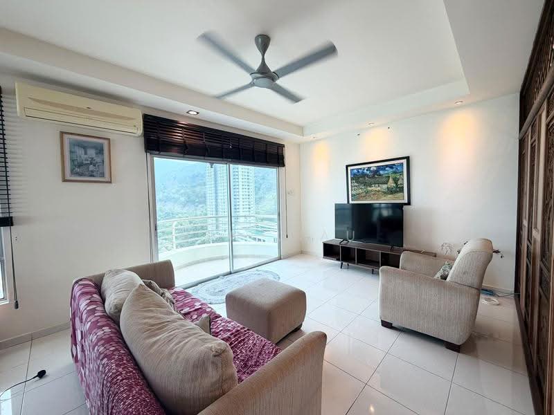 Kondominium untuk Disewa di The Waterfront Condominium - Ben Liau - Living Room - PropertyGuru.com.my