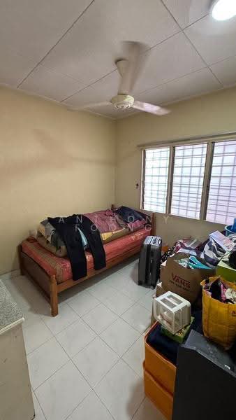 2-storey Terraced House for Sale in Bandar Kinrara Seksyen 3 (Bandar Kinrara) - Anthony Foong - Bedroom - PropertyGuru.com.my