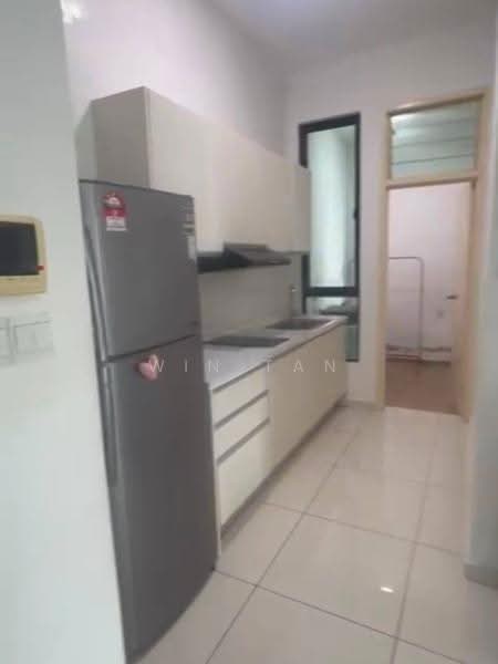 Service Residence for Sale at D'Summit Residences - Win Tan - Kitchen - PropertyGuru.com.my