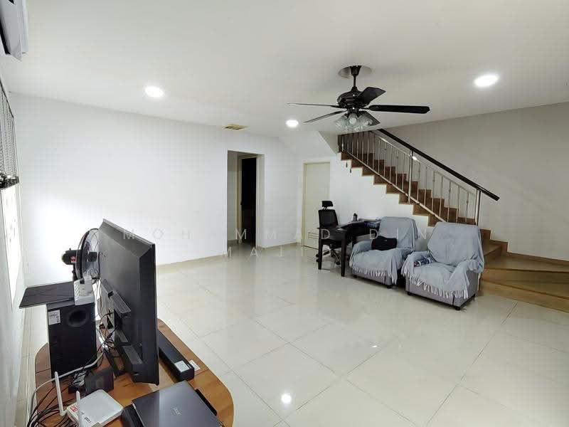 2-storey Terraced House for Sale in Bandar Saujana Putra (Tanjong Duabelas) - Mohammad Din Majid - Living Room - PropertyGuru.com.my