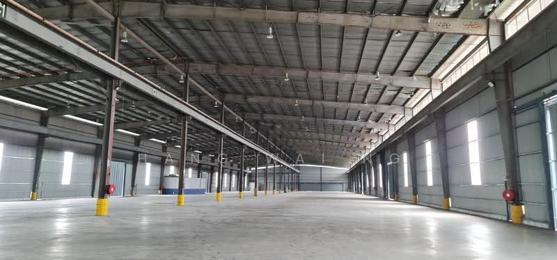 Warehouse for Rent in Subang (Selangor) - Hang Wai Ng - Interior - PropertyGuru.com.my