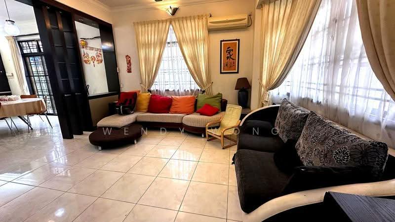 1.5-storey Terraced House for Sale in Taman Pelangi Indah (Ulu Tiram) - Wendy Wong - Living Room - PropertyGuru.com.my