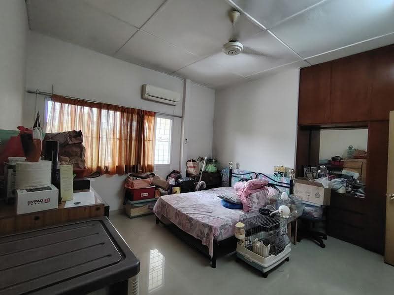 Bungalow House for Sale in Taman Kepong (Kepong) - William Sim - Bedroom - PropertyGuru.com.my