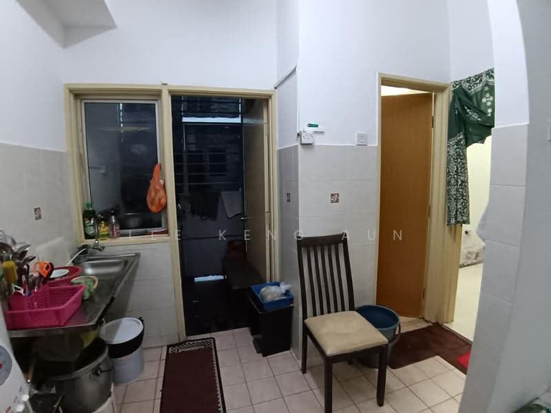 2-storey Terraced House for Rent in Setia Impian (Setia Alam) - Lee Keng Aun - Kitchen - PropertyGuru.com.my