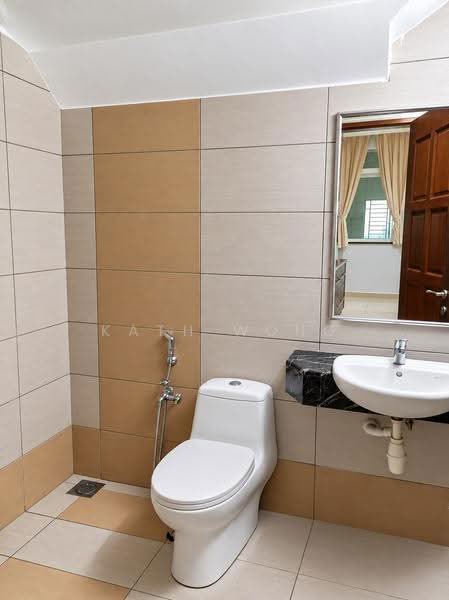 Bungalow House for Sale in Seputeh (Kuala Lumpur) - Kath Wong - Bathroom - PropertyGuru.com.my