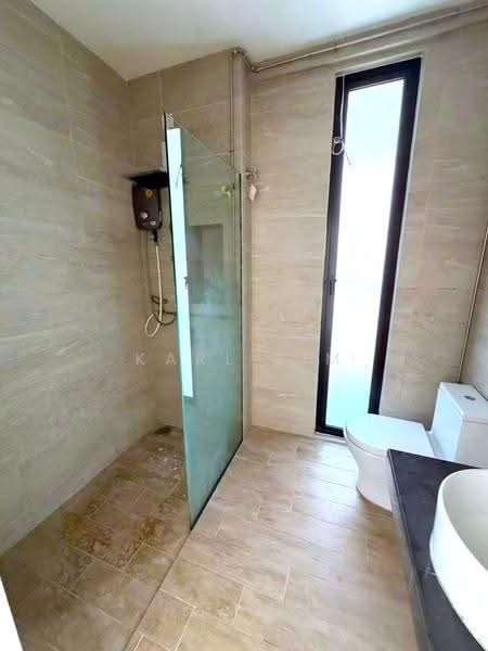 Cluster House for Sale in Bandar Seri Alam (Masai) - Karl Lim - Bathroom - PropertyGuru.com.my
