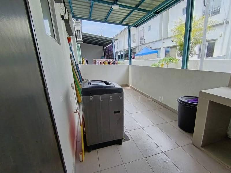 Rumah Teres untuk Disewa di Kuala Selangor (Selangor) - Shirley Tan - Wet Kitchen - PropertyGuru.com.my