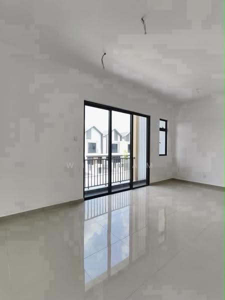 2-storey Terraced House for Sale in Johor Bahru (Johor) - Win Kam - Balcony - PropertyGuru.com.my