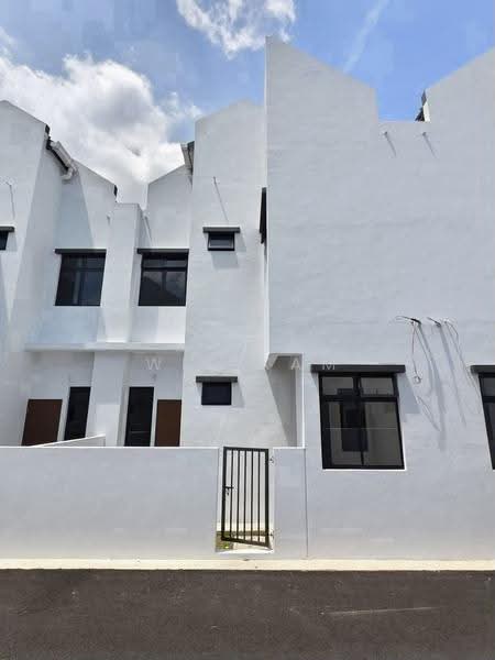 2-storey Terraced House for Sale in Johor Bahru (Johor) - Win Kam - Exterior - PropertyGuru.com.my